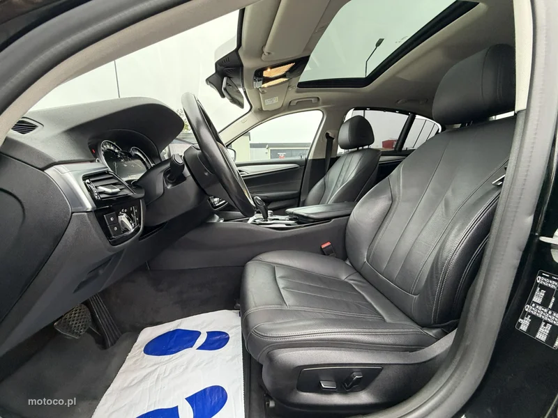 BMW Seria 5 G30 518 18