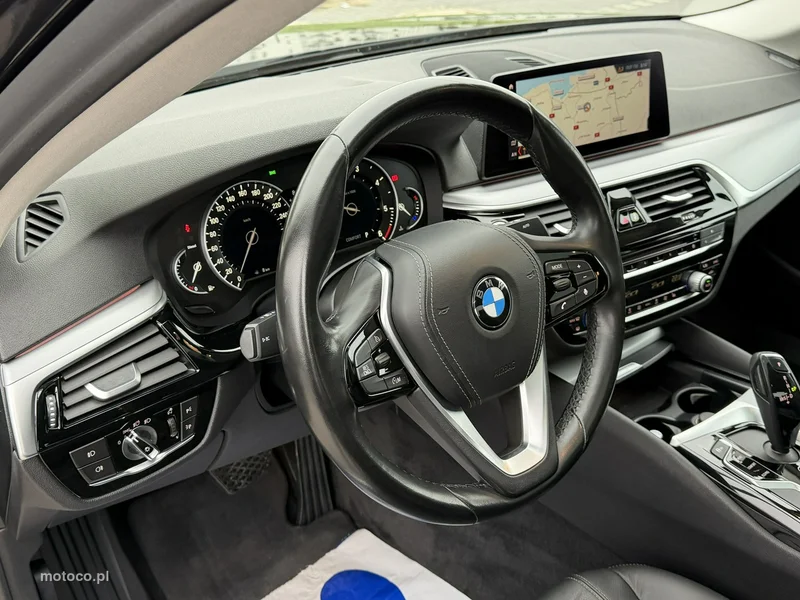 BMW Seria 5 G30 518 21
