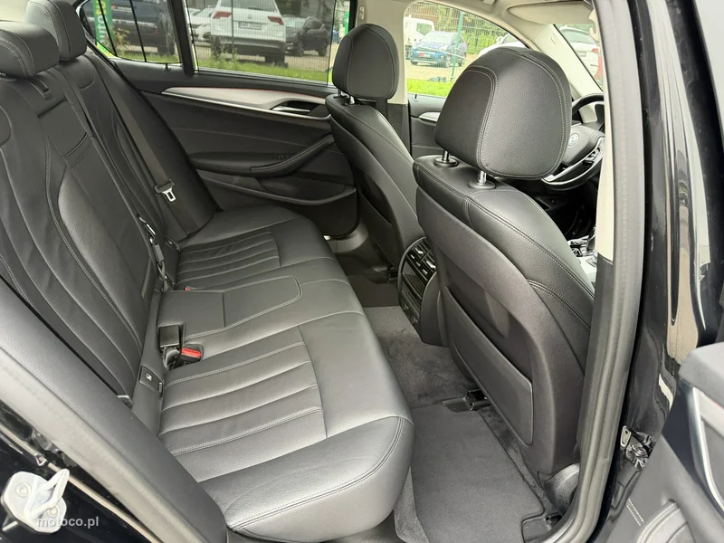 BMW Seria 5 G30 518 34