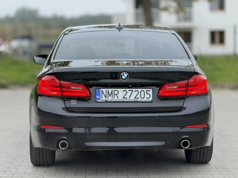 BMW Seria 5 G30 518 9