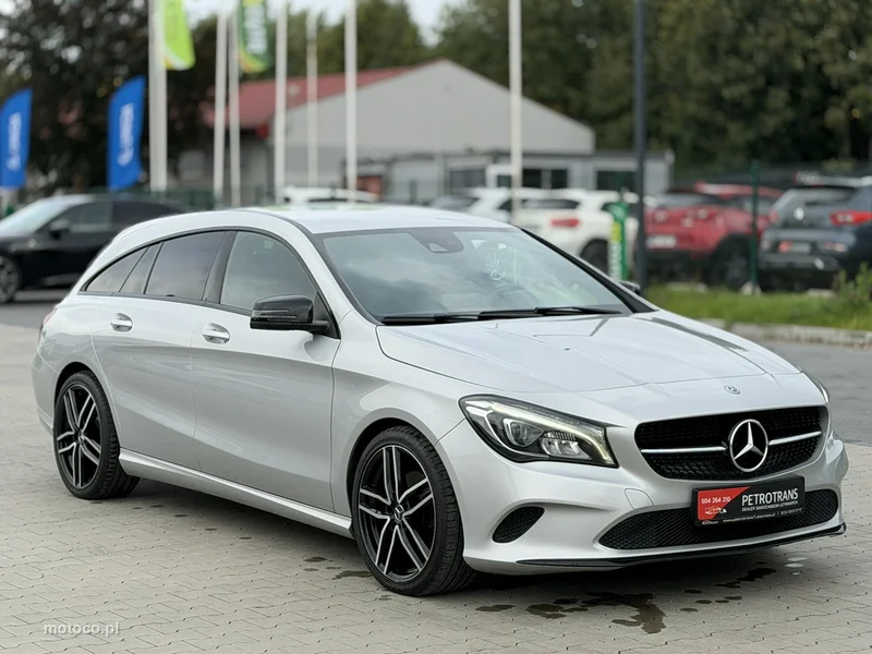 Mercedes-Benz CLA C117 220 13