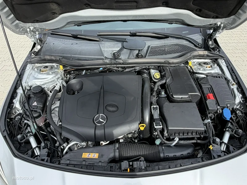 Mercedes-Benz CLA C117 220 3