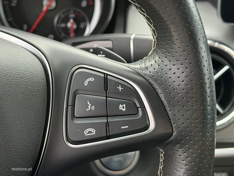 Mercedes-Benz CLA C117 220 24