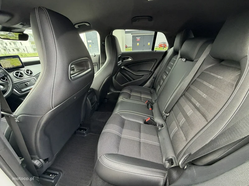 Mercedes-Benz CLA C117 220 30