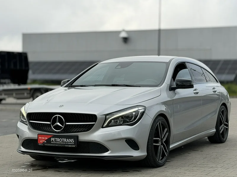 Mercedes-Benz CLA C117 220 4
