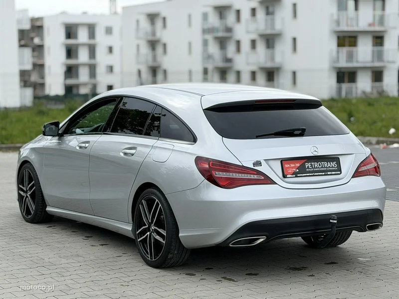 Mercedes-Benz CLA C117 220 8