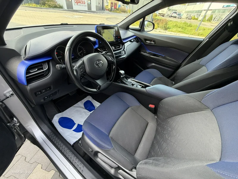 Toyota C-HR AX10 19