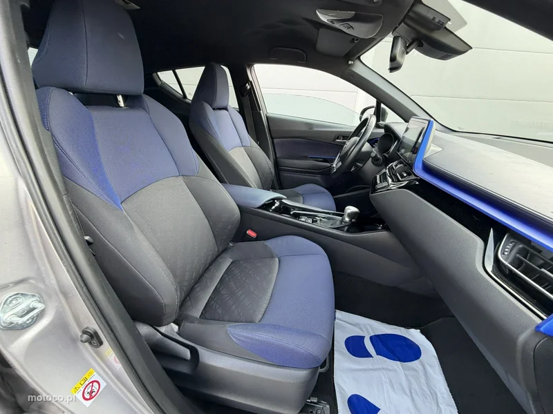 Toyota C-HR AX10 33