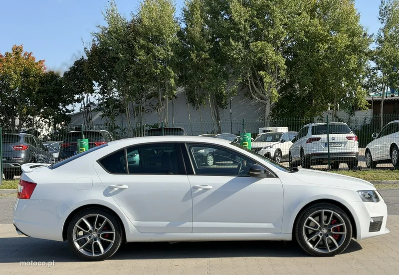 Skoda Octavia III 11