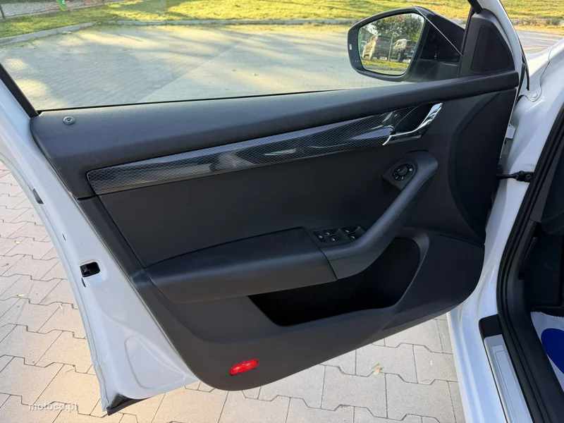 Skoda Octavia III 14