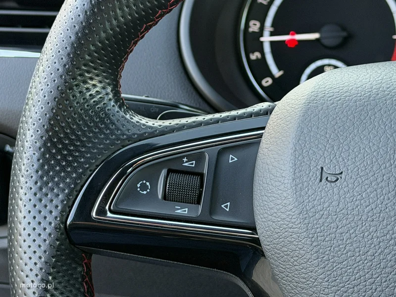 Skoda Octavia III 23
