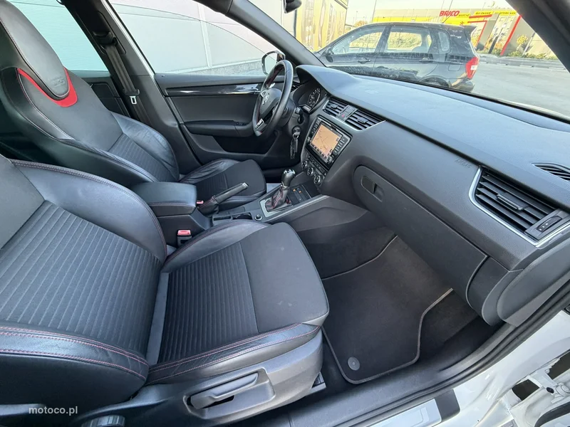 Skoda Octavia III 37