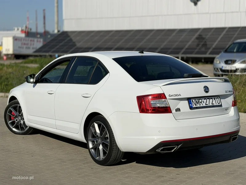 Skoda Octavia III 6