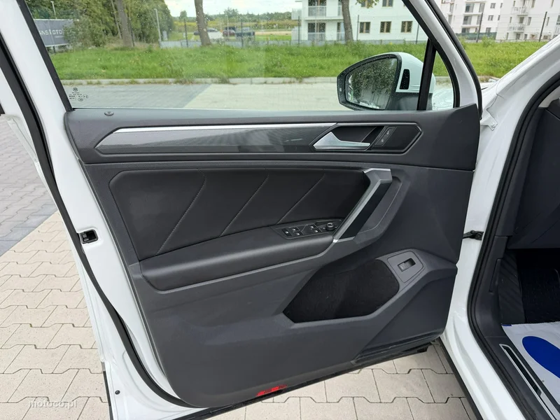 Volkswagen Tiguan AD 14