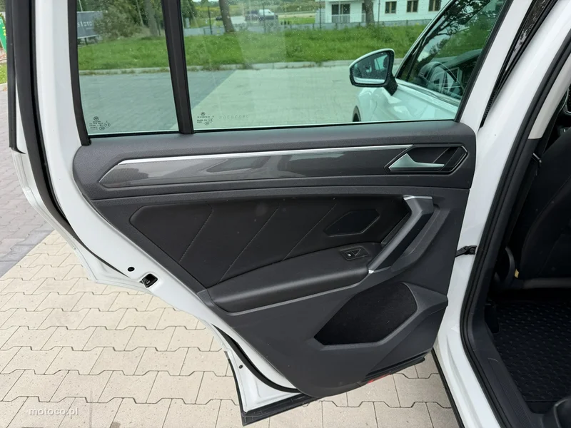 Volkswagen Tiguan AD 29