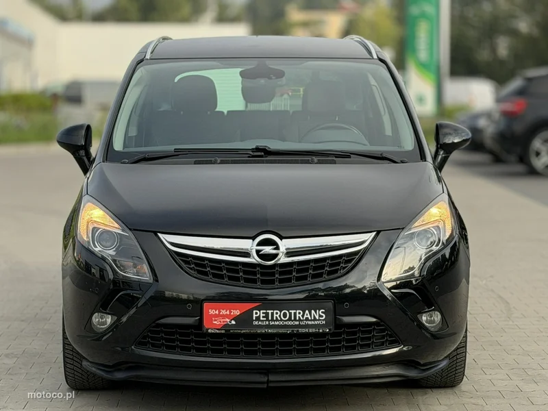 Opel Zafira C Tourer 2