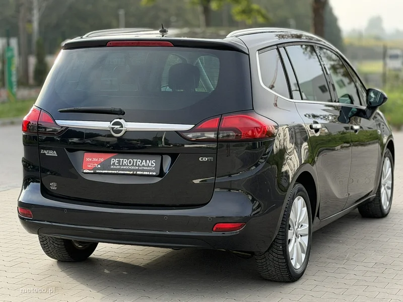 Opel Zafira C Tourer 11