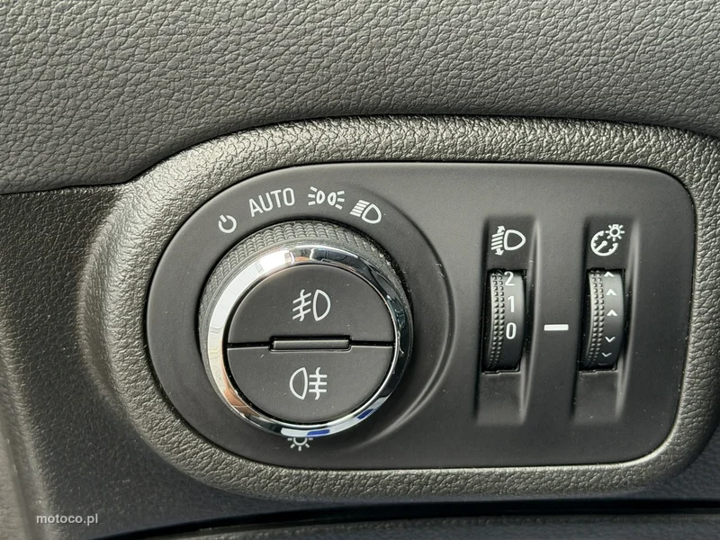 Opel Zafira C Tourer 16
