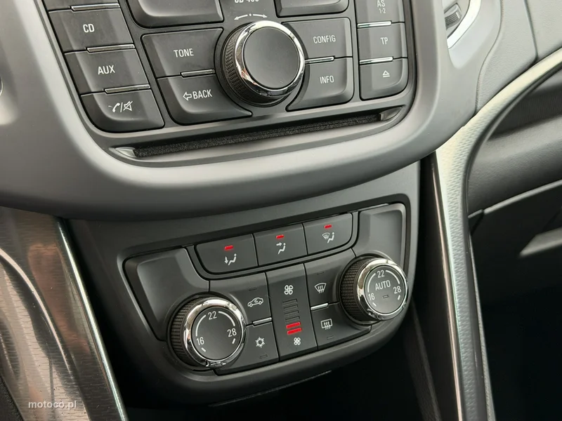 Opel Zafira C Tourer 26