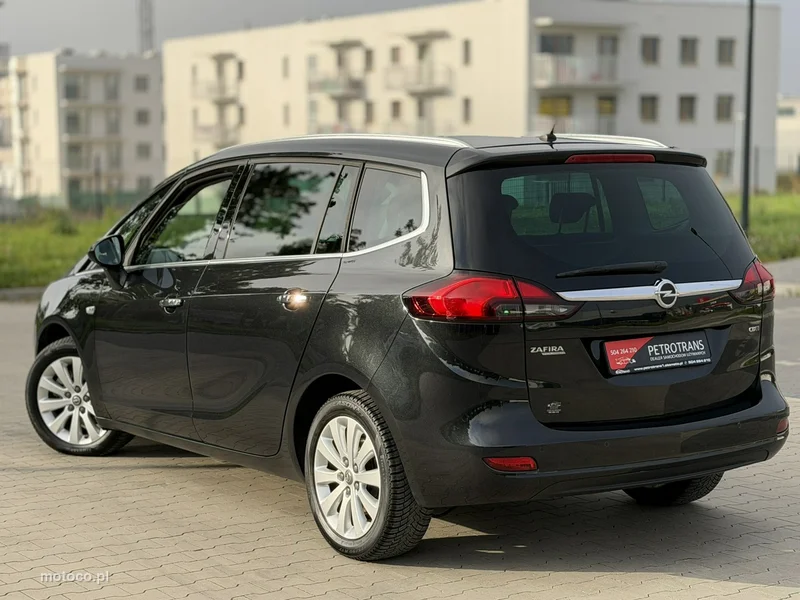 Opel Zafira C Tourer 7