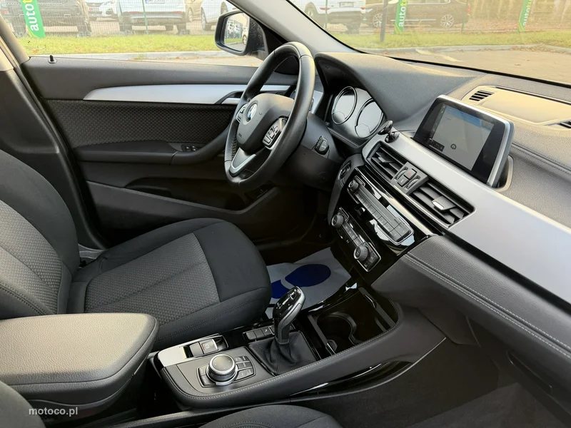 BMW X2 F39 38