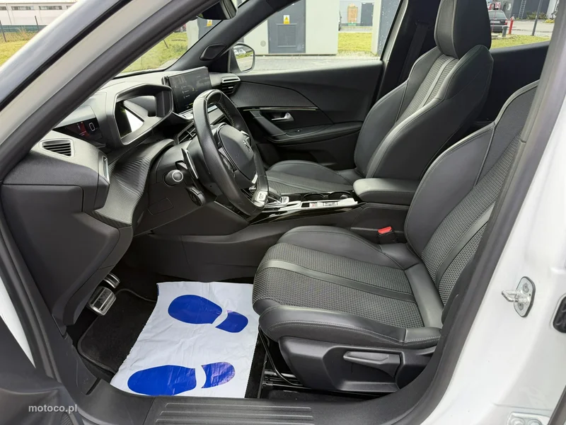 Peugeot 2008 14