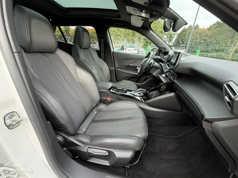 Peugeot 2008 31
