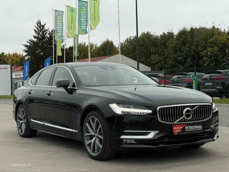 Volvo S90 13