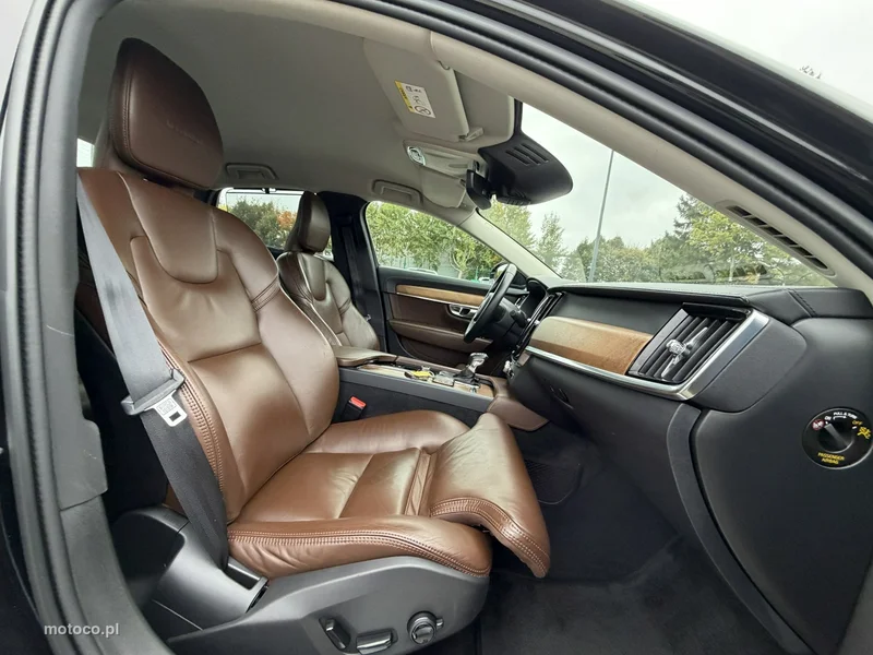 Volvo S90 35