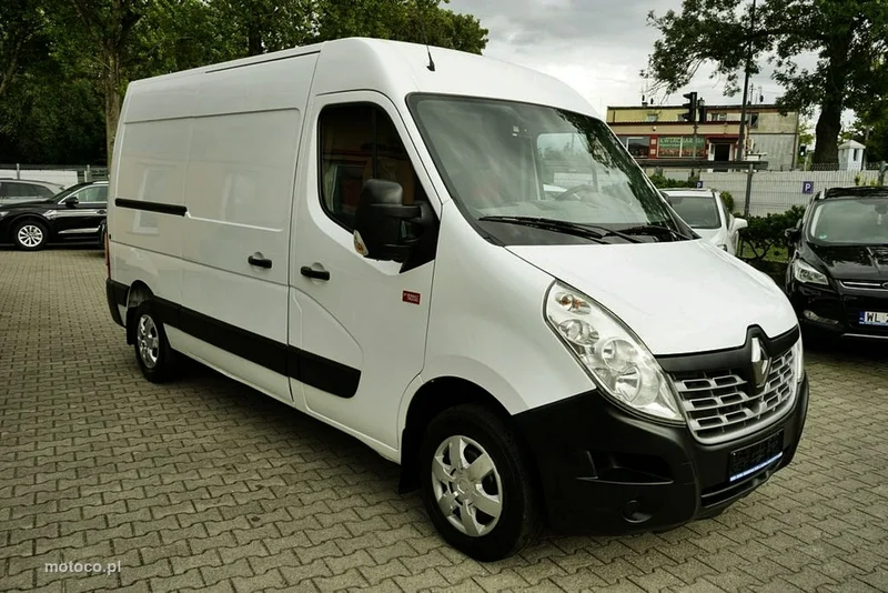 Renault Master 8