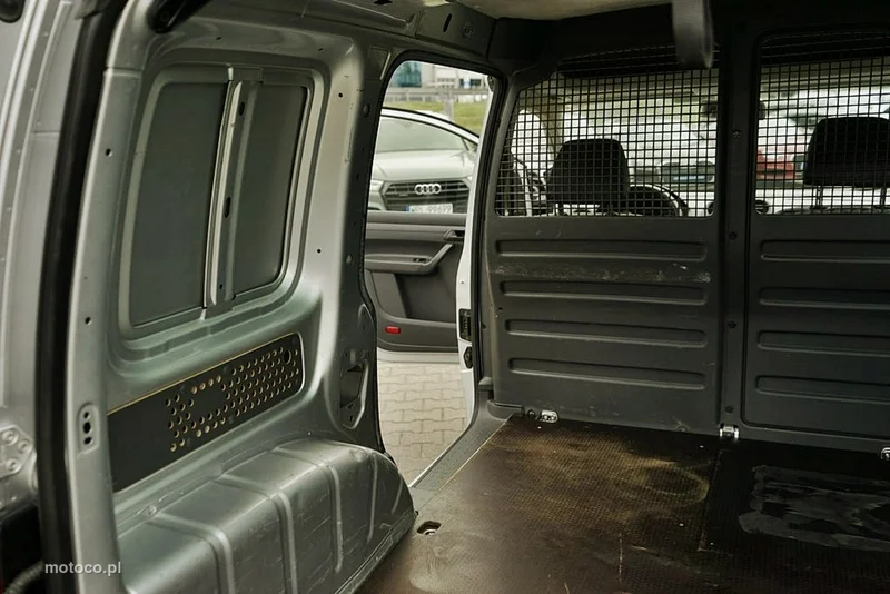Volkswagen Caddy 24