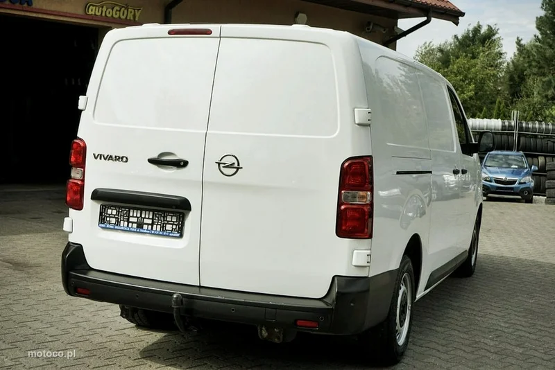 Opel Vivaro 6
