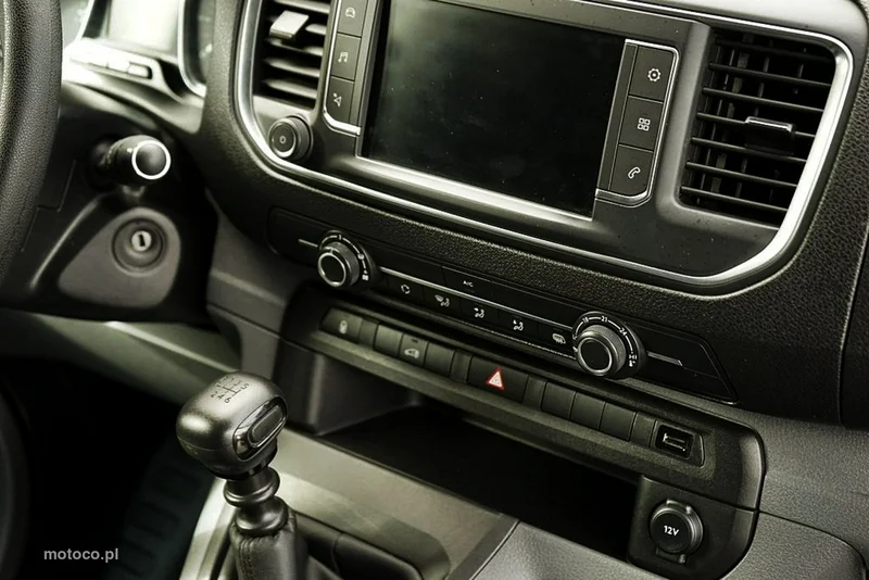 Opel Vivaro 22