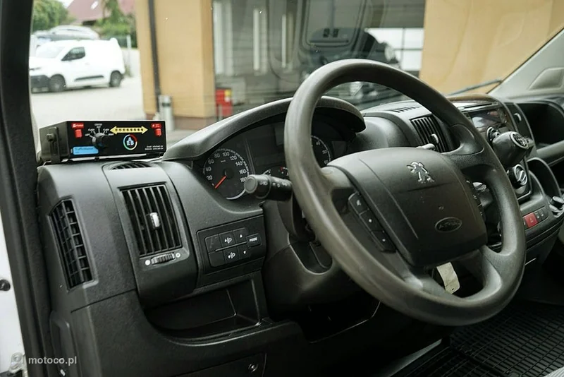 Peugeot Boxer 11