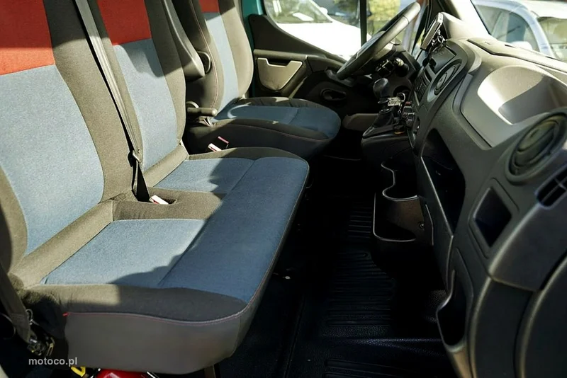 Renault Master 23