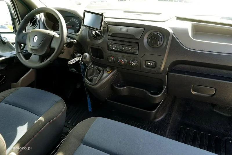 Renault Master 29