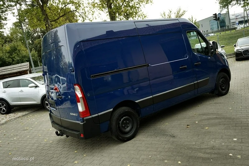 Renault Master 8