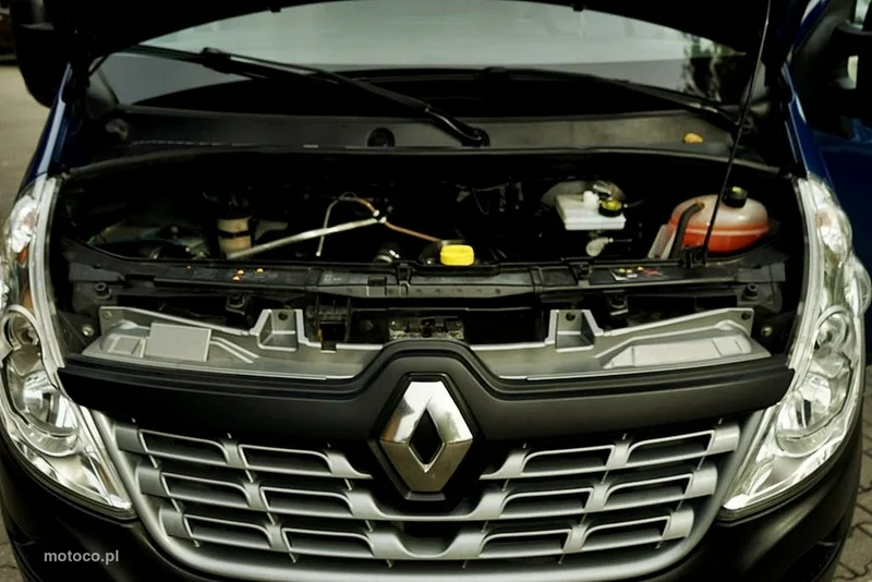 Renault Master 9