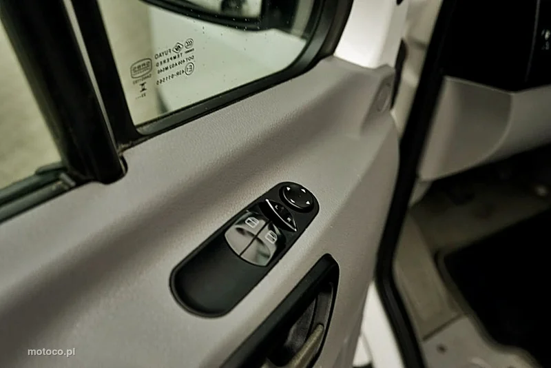 Volkswagen Crafter 9