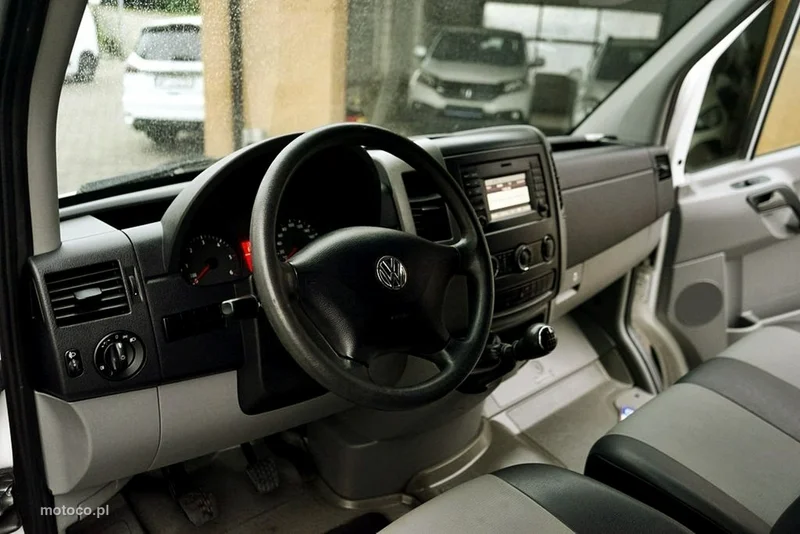 Volkswagen Crafter 10