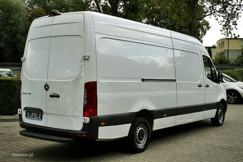 Mercedes-Benz Sprinter 7