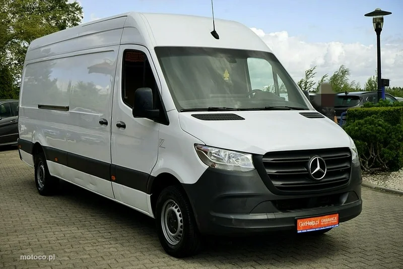 Mercedes-Benz Sprinter 10