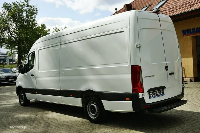 Mercedes-Benz Sprinter 3