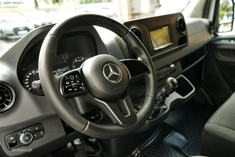 Mercedes-Benz Sprinter 21