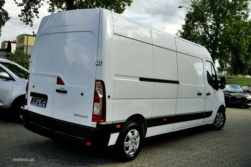 Renault Master 9