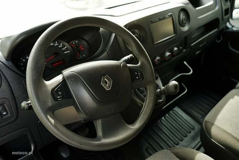 Renault Master 19