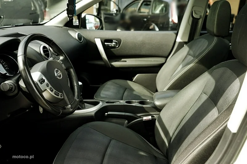 Nissan Qashqai 12