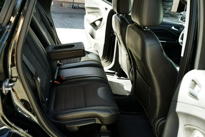 Ford Kuga II 18
