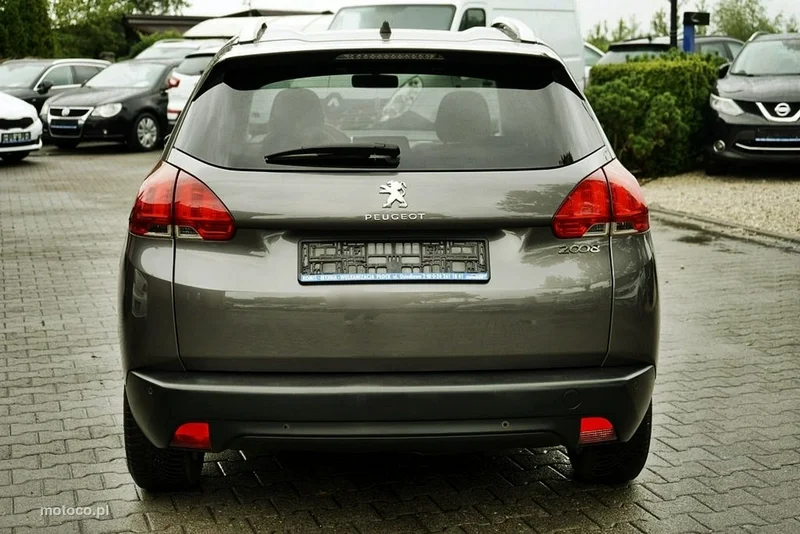 Peugeot 2008 5