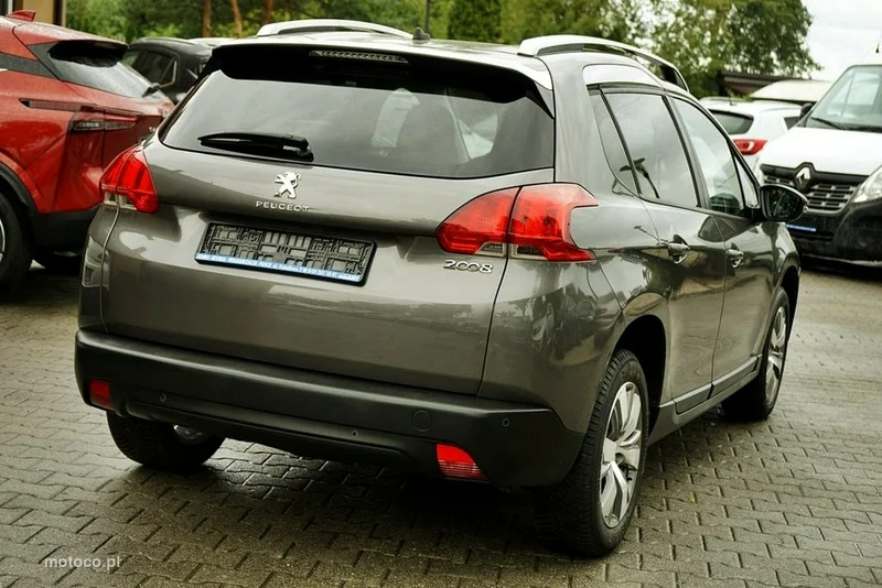 Peugeot 2008 6